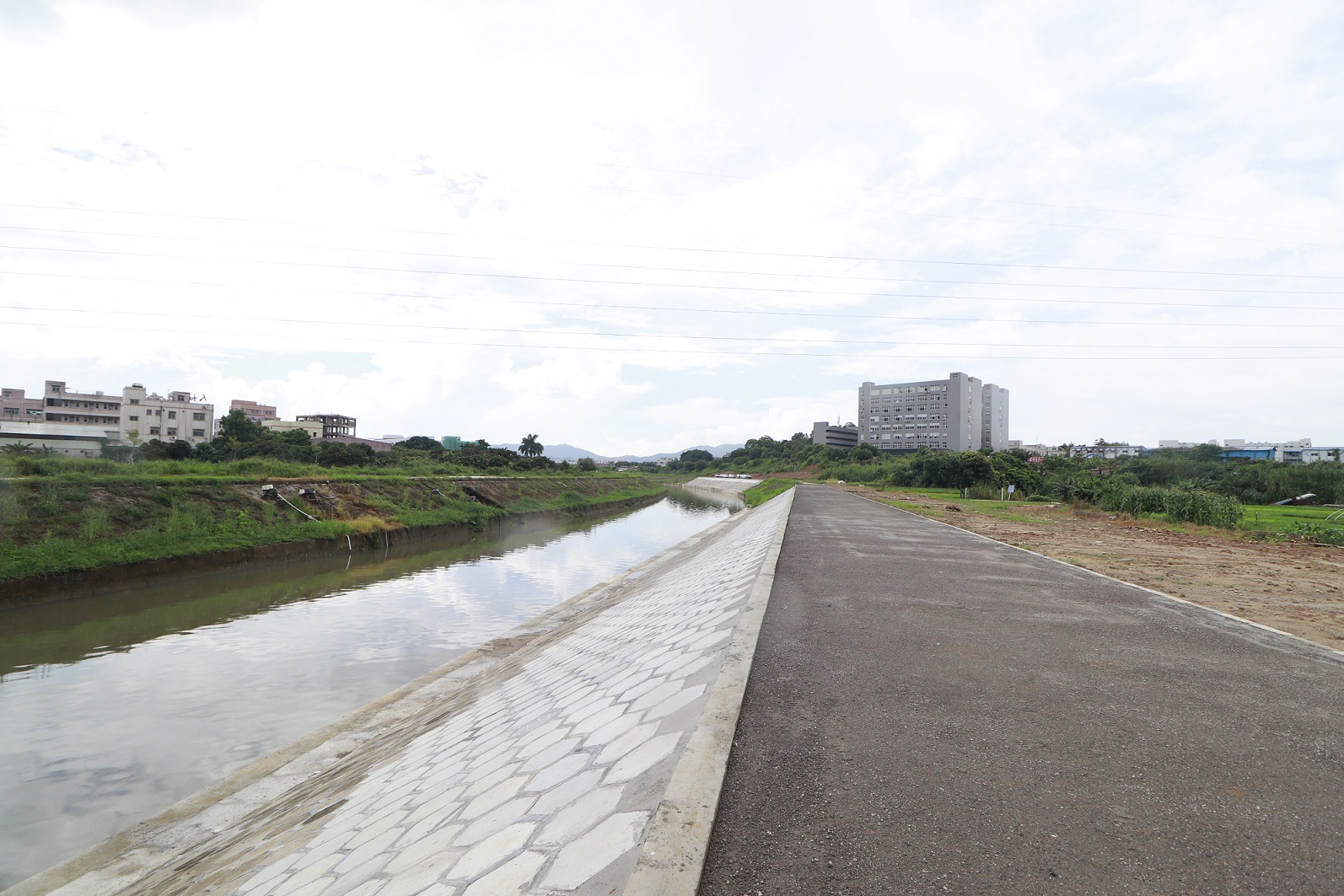 【东莞塘厦】契爷石水坍塌段修复工程